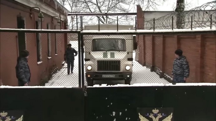За заключенным следит секретное подразделение / КУЛИНАР
