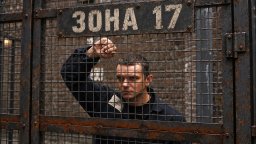 Он намеренно попал за решётку, чтобы устроить самый дерзкий побег / Право на побег (все серии)